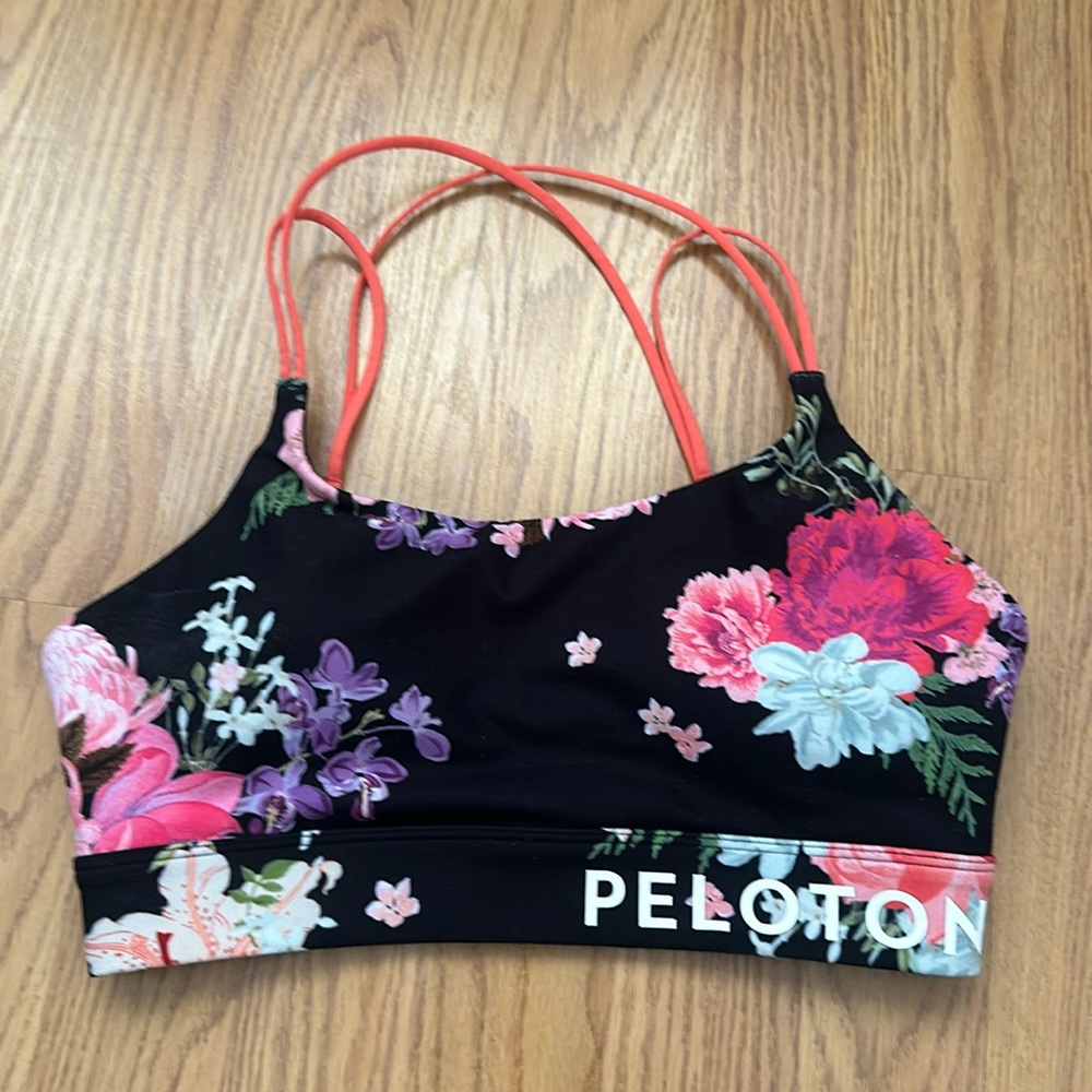 COPY - Peloton Floral  Sports Bra size Small